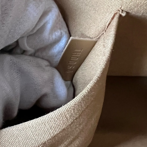 Louis Vuitton Amber Monogram Mat Shelton Bag - Picture 4 of 14